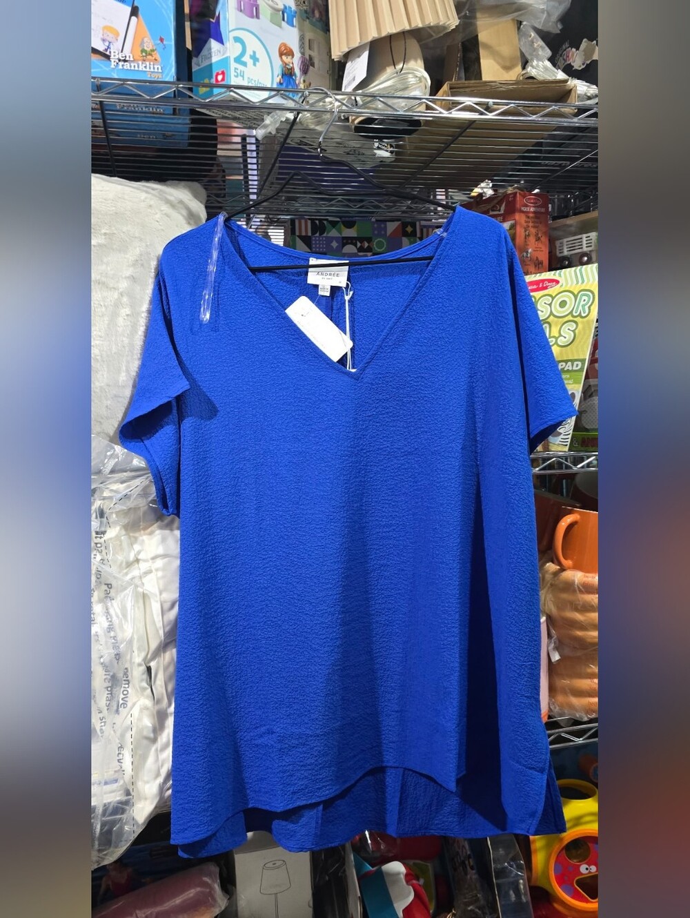 New 1X ANDREE BY UNIT Cobalt Blue Short-Sleeve V-Neck Top
